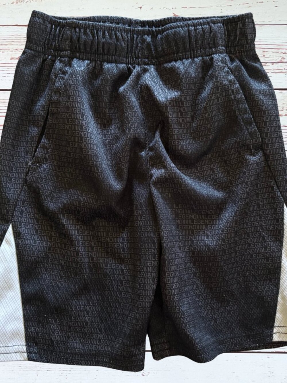 Garanimals Boys 4T Black and White Athletic Shorts
